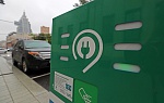 Электромобили в России предложили выделить зелеными номерными знаками
